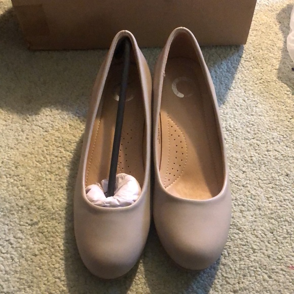 Journee Collection Shoes - Journee Collection SAAR Grey Beige Nude Pumps SZ:5.5